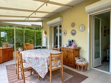 Maison à vendre 5 pièces ROYAN (17) - Garage - Cave - Terrain de 579m²