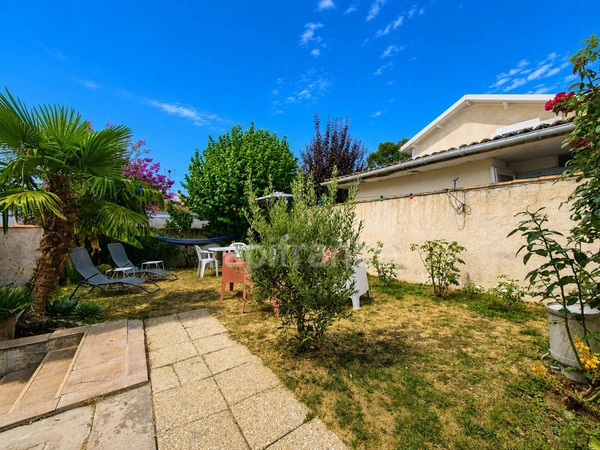 Maison à vendre 6 pièces ROYAN (17) - Terrasse et jardin - Centre ville 