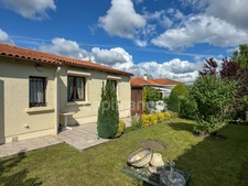 Maison à vendre 5 pièces ROYAN (17) - Garage - Cave - Terrain de 579m²