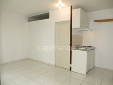 Un lot de 4 appartements à vendre sur SAUJON (17) - Centre ville 