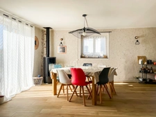 Maison à vendre 4 pièces BREUILLET (17) - Garage - Jardin 