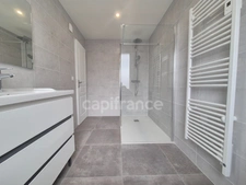 Maison à vendre 4 pièces ROYAN (17) - Quartier du parc - Grand Garage 