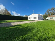 Maison à vendre 5 pièces BREUILLET (17) - Terrain de 815m²