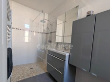 RONCE LES BAINS – À quelques pas de la plage – Appartement 7 pièces de 130 m² avec terrasse et balcon