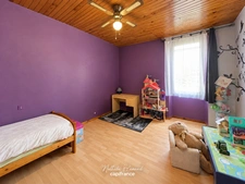 LOLME – Maison en pierre de 135 m², trois chambres, jardin et dépendance indépendante