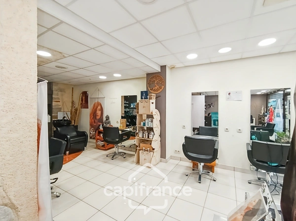 À VENDRE – Salon de coiffure & institut – murs et fonds – Villeneuve-sur-Lot (47300)
