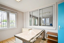 Locaux d'activités à vendre  (47)