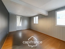 Maison 7 pièces avec piscine, véranda, hangar et grand terrain VILLENEUVE SUR LOT (47)