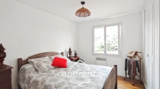 House for sale 6 rooms 142 m² LALINDE (24) - Land 1933 m²