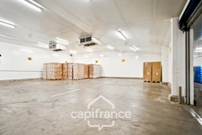 À VENDRE – ENTREPÔT LOGISTIQUE 3 841 m² AVEC QUAIS – VIRAZEIL (47)