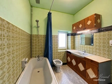 LOLME – Maison en pierre de 135 m², trois chambres, jardin et dépendance indépendante