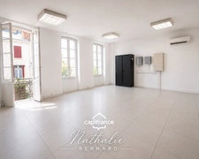 A vendre Immeuble de bureaux de caractère en centre-ville - TONNEINS (47)