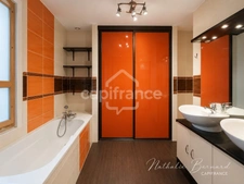 Immeuble mixte avec local commercial et habitation – Centre-ville de Villeneuve-sur-Lot