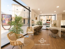 SALON DE COIFFURE – EMPLACEMENT D’ANGLE – CENTRE-VILLE D’AGEN