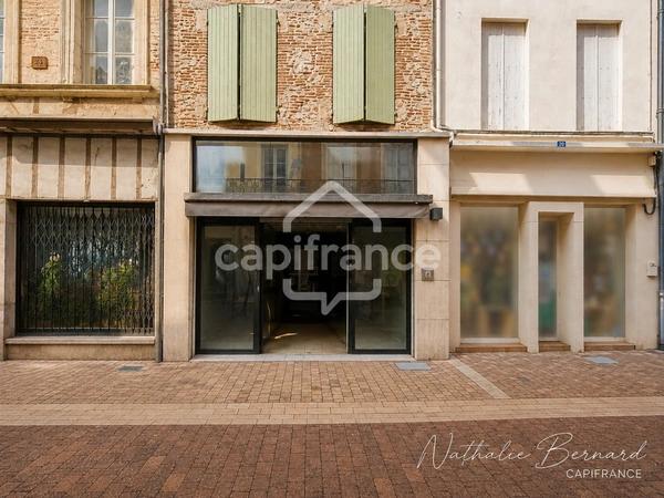 VILLENEUVE-SUR-LOT – IMMEUBLE MIXTE DE 210 M² – COMMERCE ET HABITATION – LIBRE