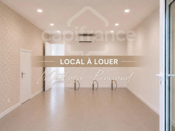 Local commercial 23 m² – Centre-ville Villeneuve-sur-Lot – Vitrine – 485 € HT/mois