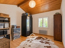 DOUZAINS – Maison 162 m² avec locataire en place – 5 chambres – Terrain 5 918 m²