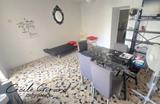 Investment property of 310 m² for sale in Béziers city center (34), 8% return