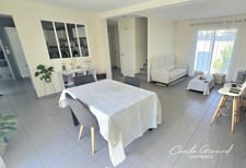 Exclusive! 5-room house for sale in SAUVIAN (34) with swimming pool, garage, close to the sea