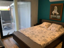 Dpt Hérault (34), BARE PROPERTY SINGLE-FOOT pavilion from 2017 of 125 m² - 491m² - Garage, swimming pool, spa