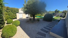 Exclusive! 5-room house for sale in SAUVIAN (34) with swimming pool, garage, close to the sea