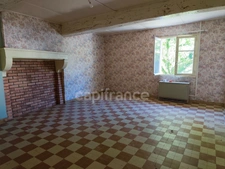 A vendre maison à rénover 5 pièces SAINT VINCENT BRAGNY (71)