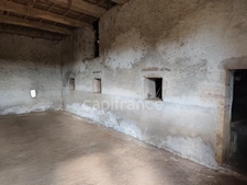 Ancienne ferme 114 m2 avec dépendances SAINT AUBIN EN CHAROLLAIS (71)