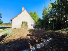 A vendre maison à rénover 5 pièces SAINT VINCENT BRAGNY (71)