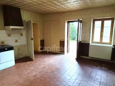 Ancienne ferme 114 m2 avec dépendances SAINT AUBIN EN CHAROLLAIS (71)