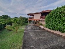   STE LUCE -  Superbe Villa - Terrain : 1000 m² - Vue mer & Piscine - Grand garage