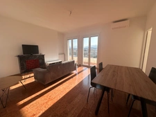 AJACCIO St Jean - T4 80m2 avec terrasse, vue dégagée, grenier et parking privé - 290000 € - 