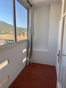 AJACCIO St Jean - T4 80m2 avec terrasse, vue dégagée, grenier et parking privé - 290000 € - 