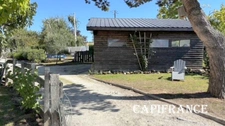 A vendre Belle Propriété en pierre - 10 pièces - 6 chambres - 295 m² habitables avec gîte attenant 6 personnes - LE DOUHET (17)