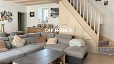 Maison charentaise en pierre - 120 m² habitables - 4 chambres + 1 bureau - TAILLEBOURG au coeur du village