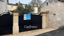 Maison charentaise en pierre - 120 m² habitables - 4 chambres + 1 bureau - TAILLEBOURG au coeur du village