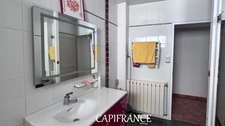 Maison Familiale  6 pièces - 5 chambres - 234 m² habitables - garages et jardin clos à PORT D'ENVAUX (17)