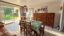 Maison familiale  - 4 chambres, 102 m² habitables avec garage et appentis et jardin sur un terrain 900 m² 