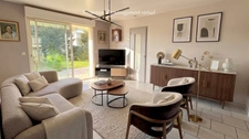 Maison familiale  - 4 chambres, avec garage et appentis et jardin sur un terrain 900 m² 