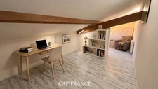 Maison Familiale  6 pièces - 5 chambres - 234 m² habitables - garages et jardin clos à PORT D'ENVAUX (17)