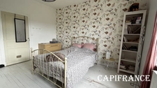 A vendre Belle Propriété en pierre - 10 pièces - 6 chambres - 295 m² habitables avec gîte attenant 6 personnes - LE DOUHET (17)