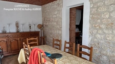 Maison en pierre + dépendance à rénover - 4 pièces - jardin et  garage - PORT D'ENVAUX (17)