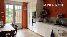 A vendre Belle Propriété en pierre - 10 pièces - 6 chambres - 295 m² habitables avec gîte attenant 6 personnes - LE DOUHET (17)