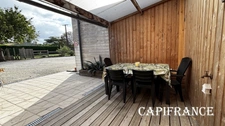A vendre Belle Propriété en pierre - 10 pièces - 6 chambres - 295 m² habitables avec gîte attenant 6 personnes - LE DOUHET (17)