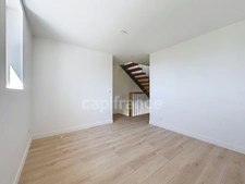 Maison mitoyenne triplex entièrement rénovée -  CERCIER (74)