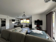 Appartement T4 dernier étage - 84m² -  NAVES PARMELAN (74)