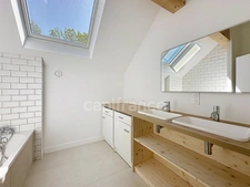 Maison mitoyenne triplex entièrement rénovée -  CERCIER (74)