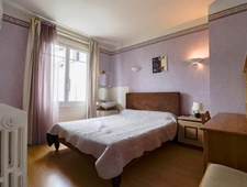 Grande maison de village 5 chambres avec jardin – Centre de Lacaune