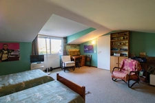 ? RARE sur Mazamet 81 – Maison de charme avec jardin arboré, garage & chambres XXL !