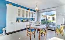 A vendre NIEUL SUR MER – Maison plain-pied lumineuse avec piscine, au calme, proche LA ROCHELLE et ILE DE RE