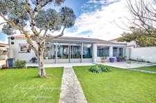 Maison à vendre de PLAIN PIED, 153m² habitable, 6 pièces, proche commerces à  NIEUL SUR MER (17)
